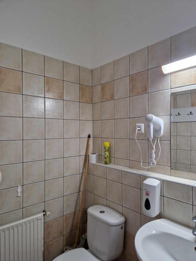 Ta'Karos Apartman Zalakaros Ngoại thất bức ảnh